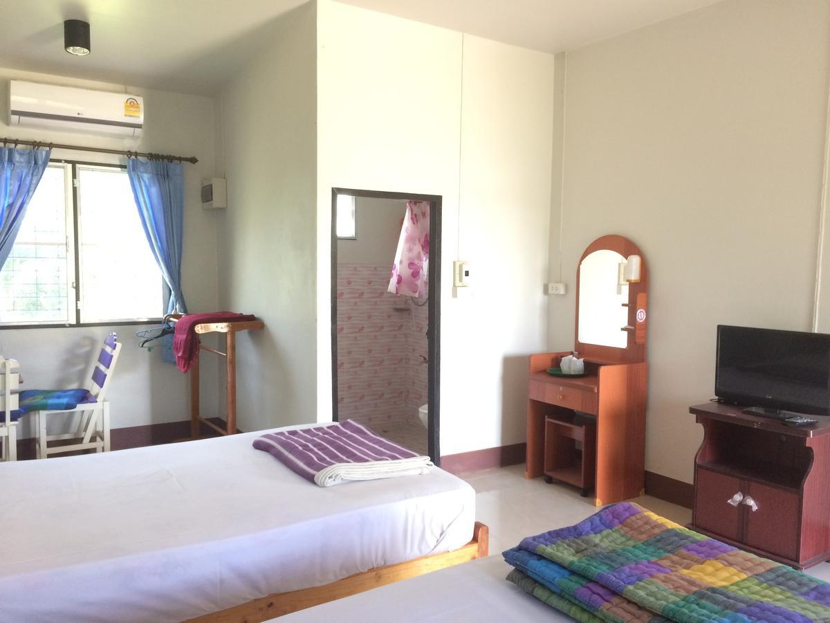 Golden Palm Resort Chiang Mai Bagian luar foto
